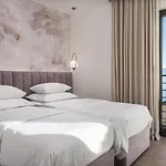 Deluxe Nitia With 4 Bedrooms 550m From Sandy Villa Duće