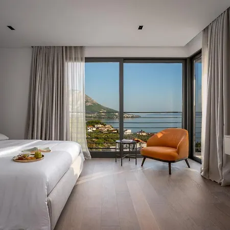 Deluxe Nitia With 4 Bedrooms 550m From Sandy 빌라 Duće